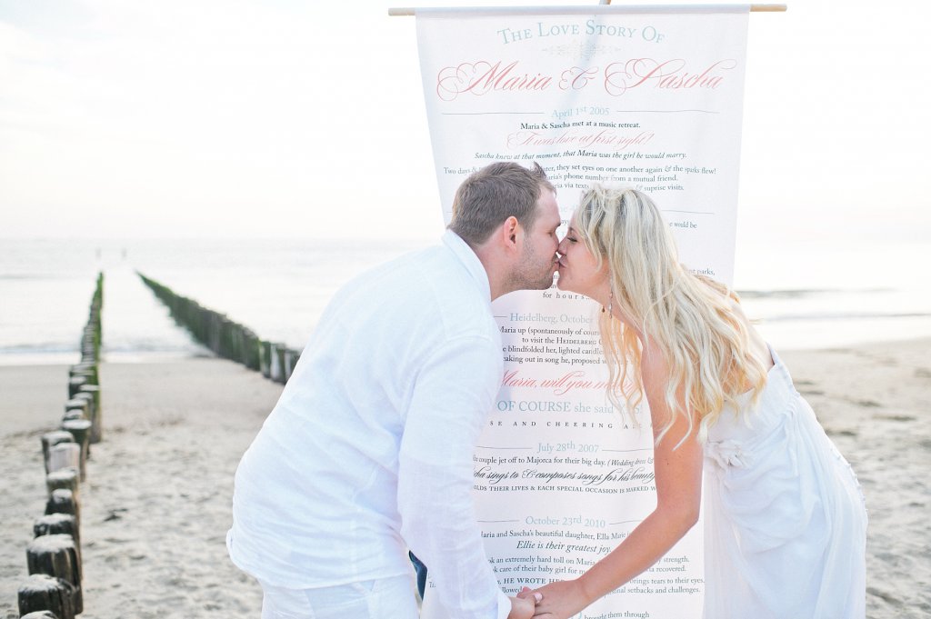 Photo Küssendes Brautpaar.